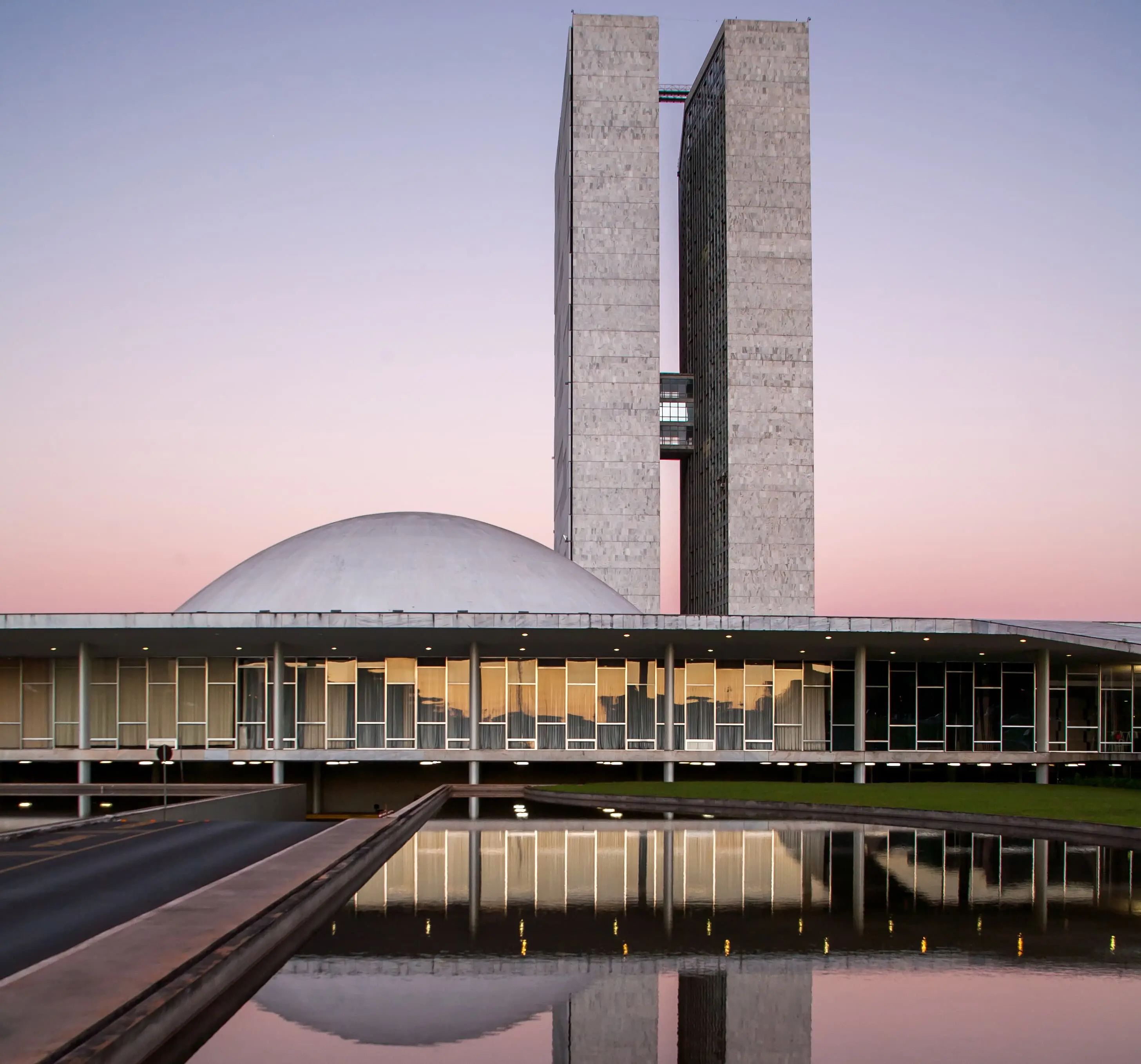 Ana Lúcia Souza Saliba - Advogada